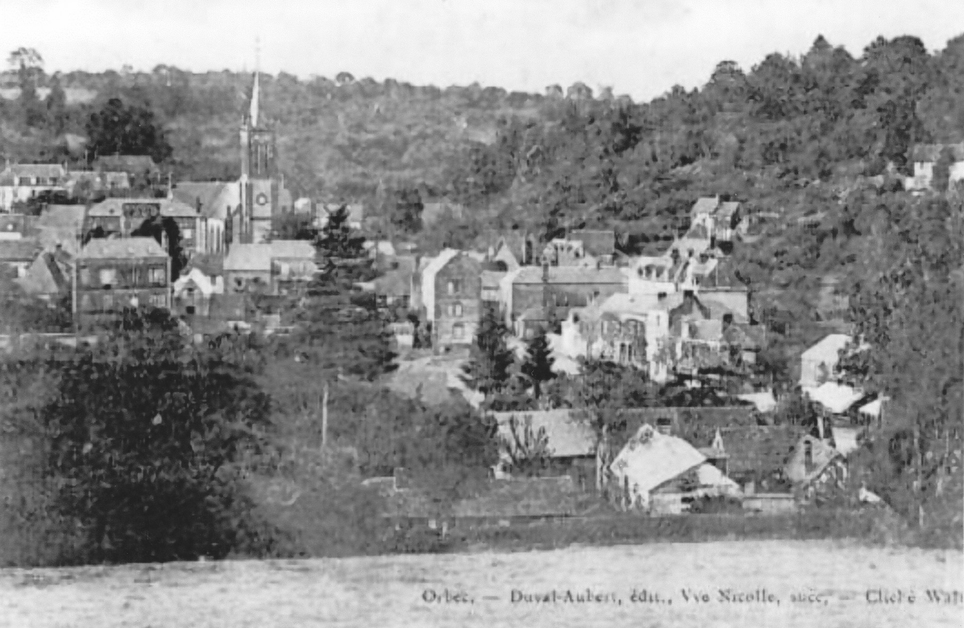 Le bourg de Courtonne la Ville