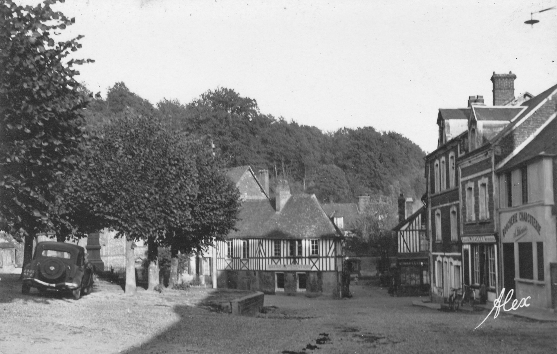 Place Saint Martin - Courtonne la Ville