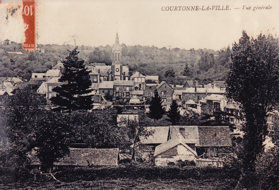 Le bourg  - Courtonne la Ville