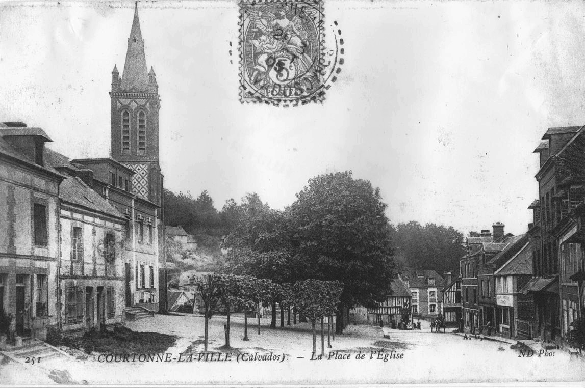 Place Saint Martin - Courtonne la Ville