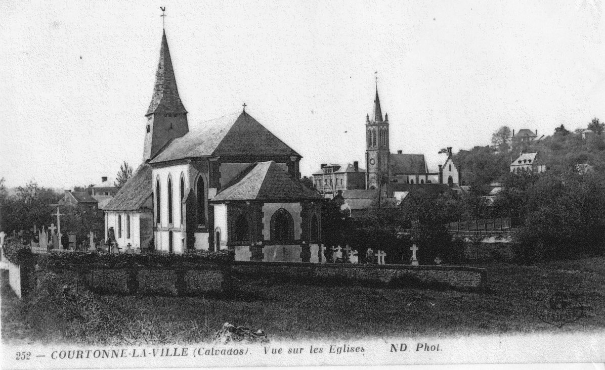 Eglise de Saint-Paul de Courtonne et l'église de Saint Martin au fond.